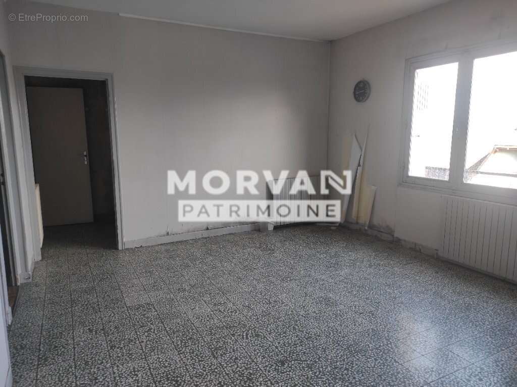 Maison à CHATEAU-CHINON(VILLE)