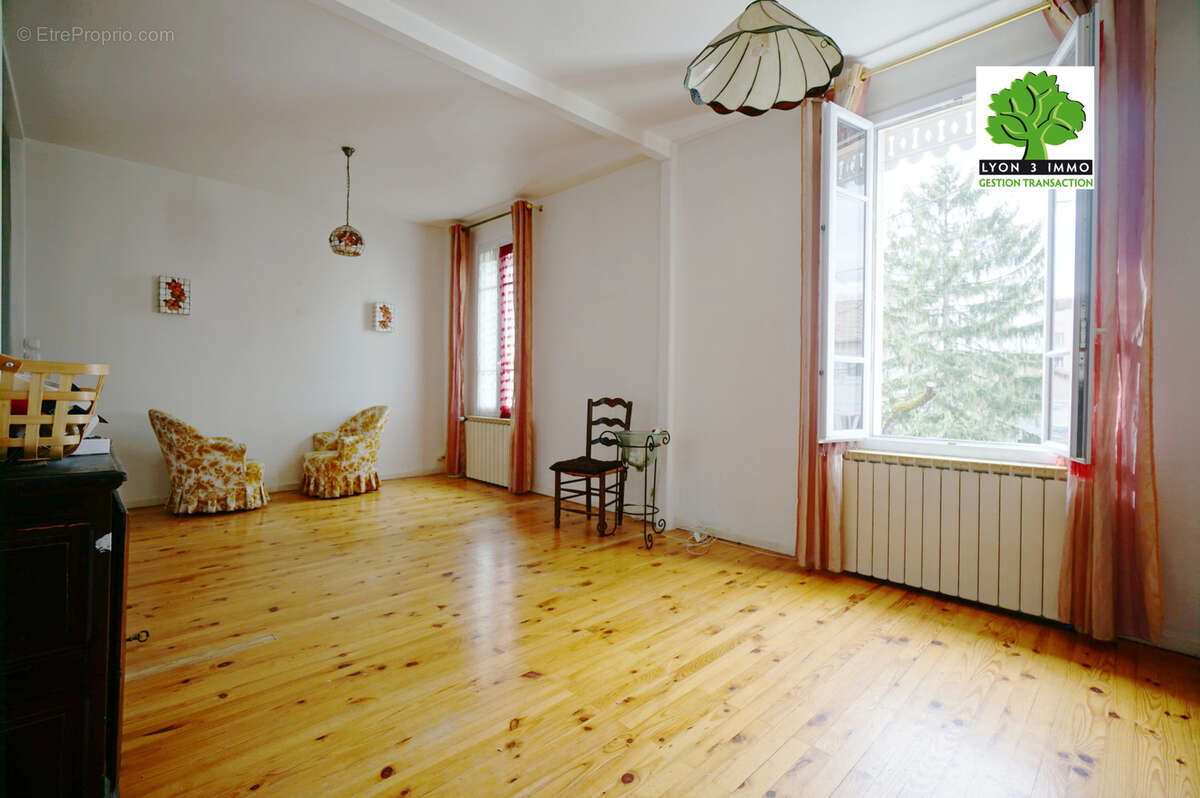 Maison à VILLEURBANNE