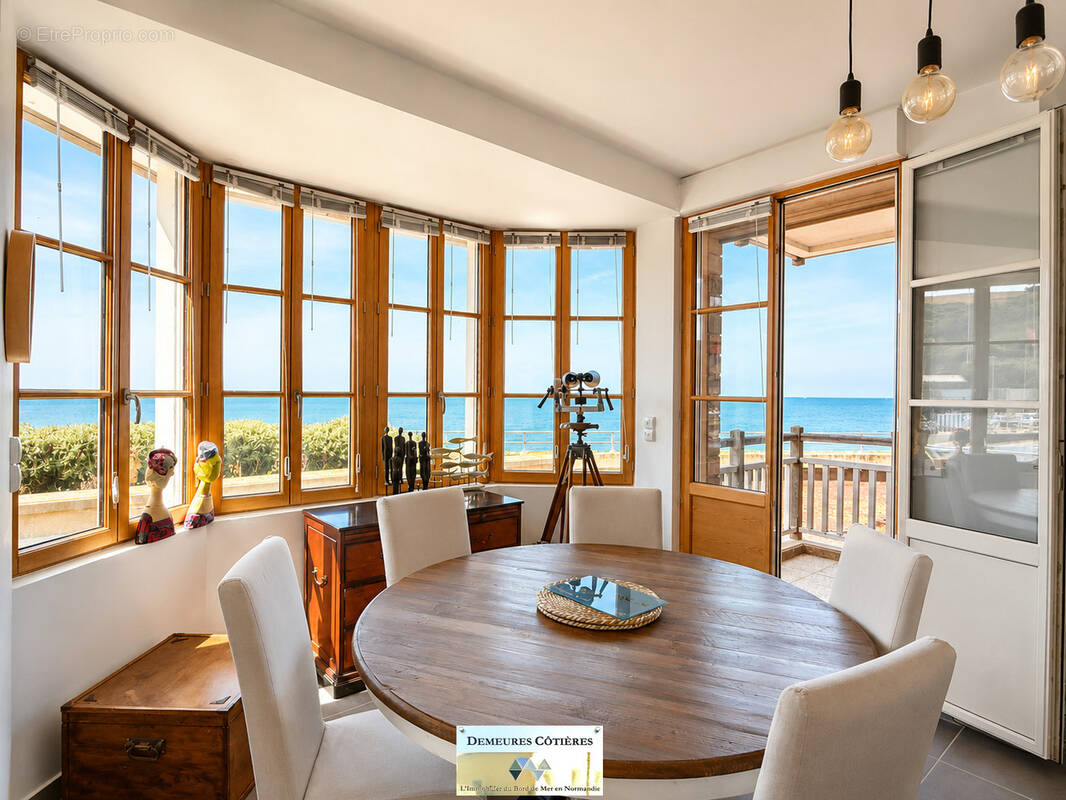  EXCLUSIVITE - Appartement au coeur d'YPORT - Vue EXCEPTIONNELLE sur la mer, plage et commerces à pied - photo 2