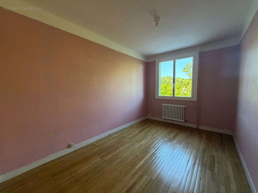 Appartement à MACORNAY
