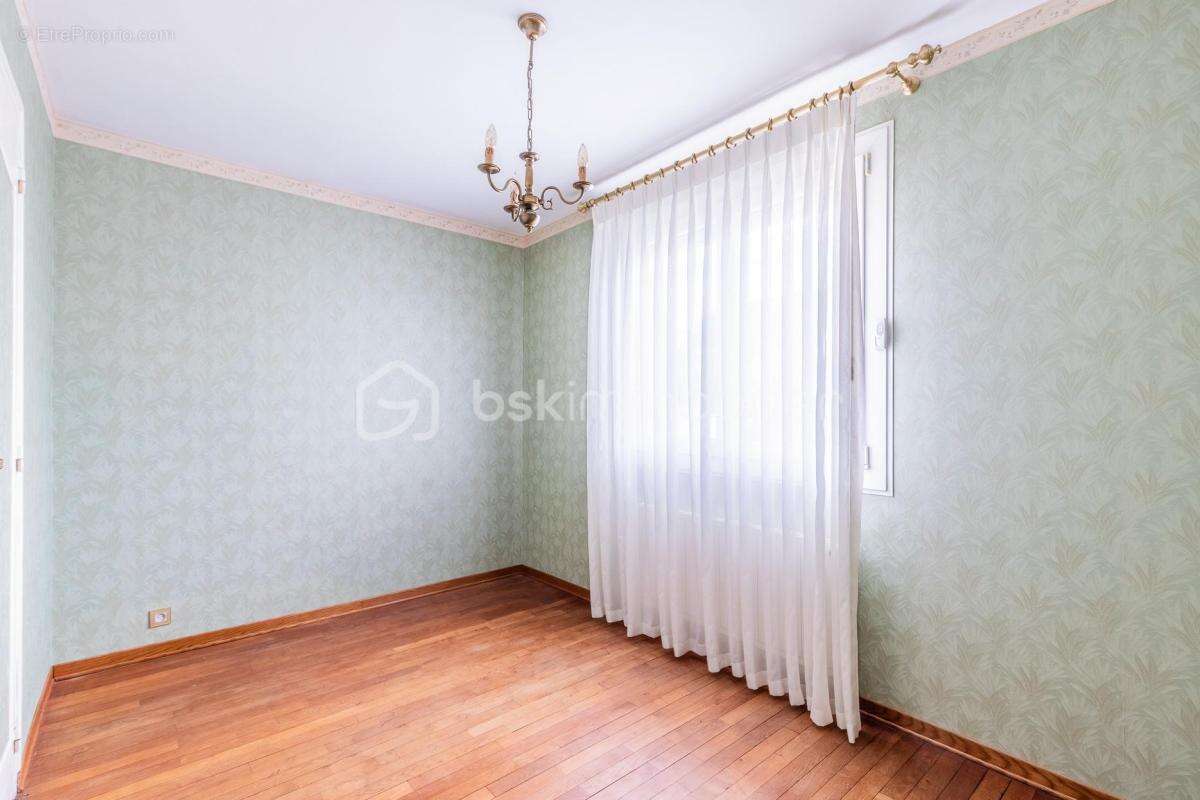 Maison à SAINT-MICHEL-SUR-ORGE