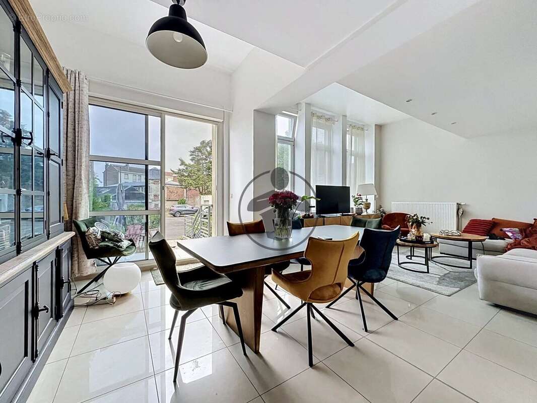 Appartement à SAINT-QUENTIN