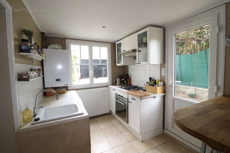 Maison à vendre 5 pièces CHATOU (78) - photo 8