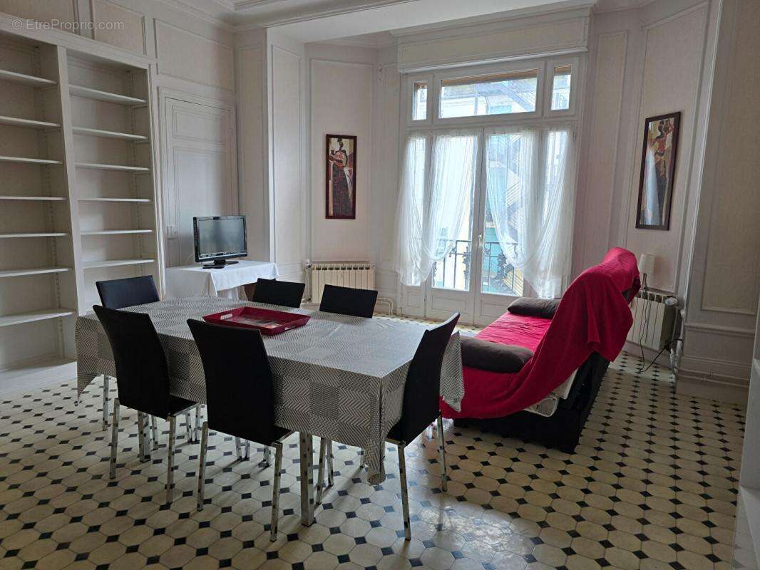 Appartement à VICHY