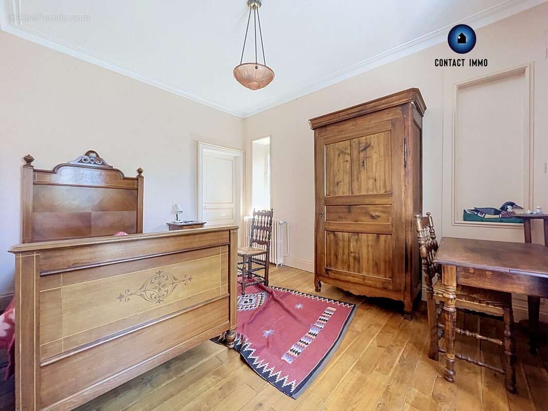 Maison à DAMPNIAT