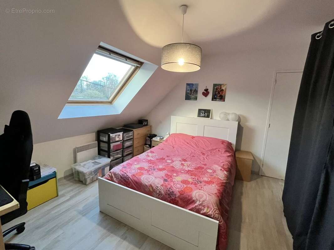 Maison à PLOUER-SUR-RANCE