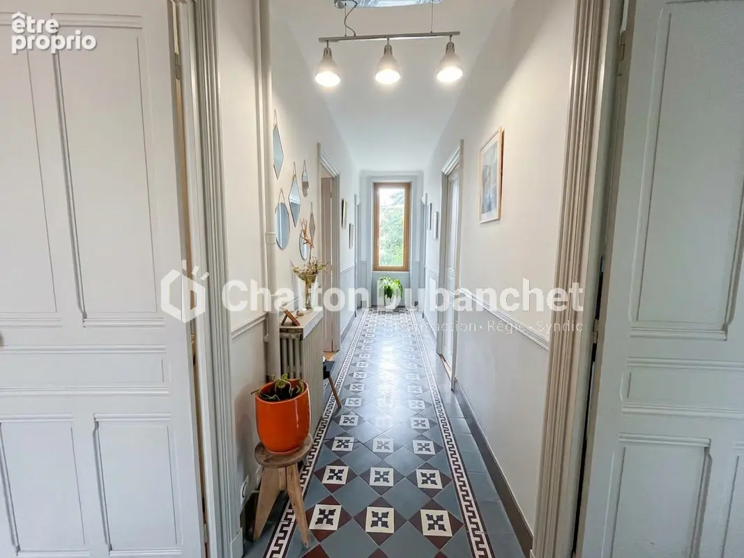 Maison 10 pièces 163 m² à vendre à Feurs (42110) - photo 6