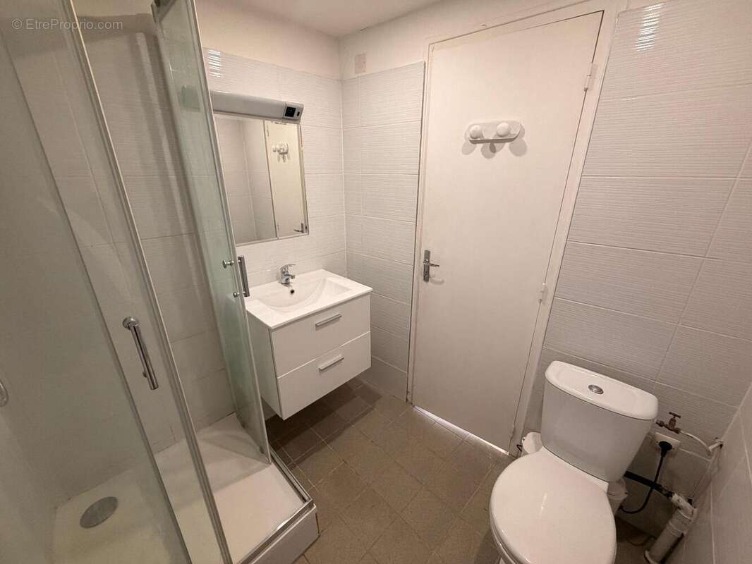   - Appartement à LYON-5E