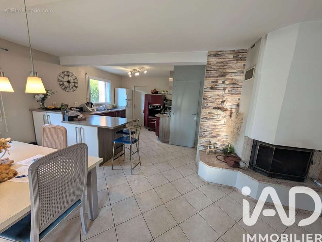 Photo 3 - Maison à FROGES