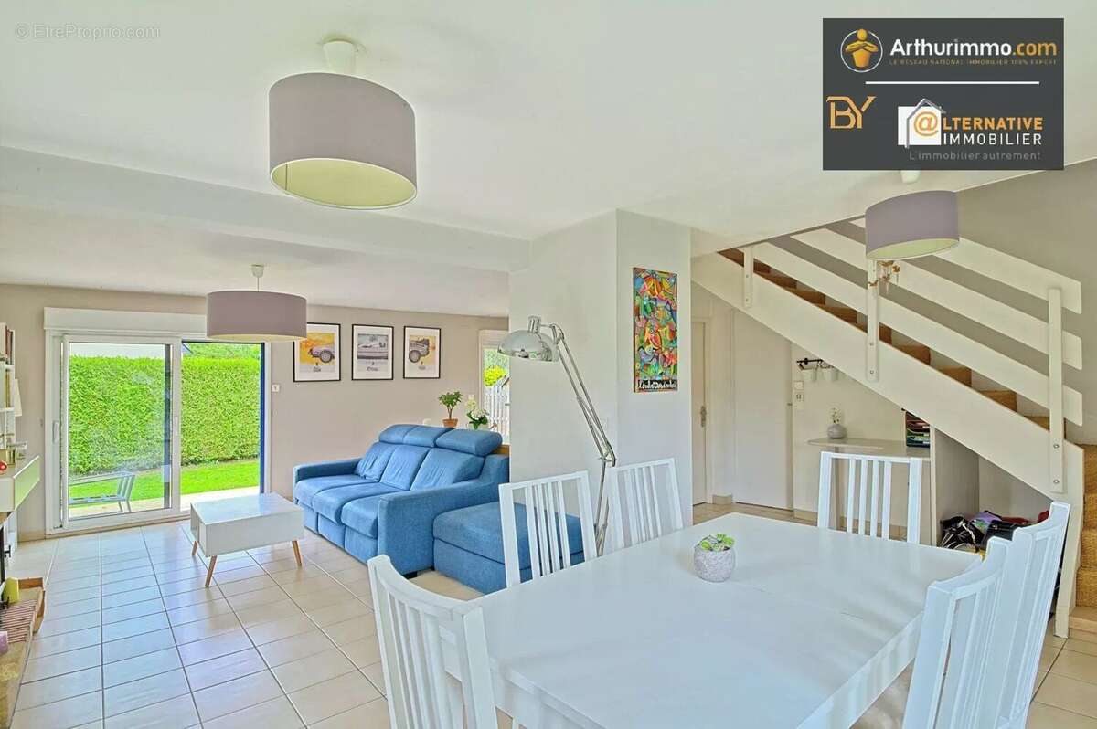 Maison à SAINT-SULPICE-LA-FORET