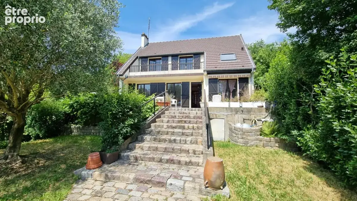 92220 - Bagneux Maison de 6 pièces - 147 m² -terrain de 800 m² - photo 2