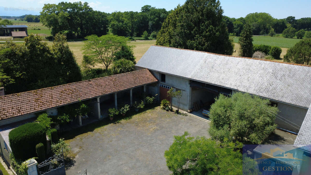Maison à SOUMOULOU
