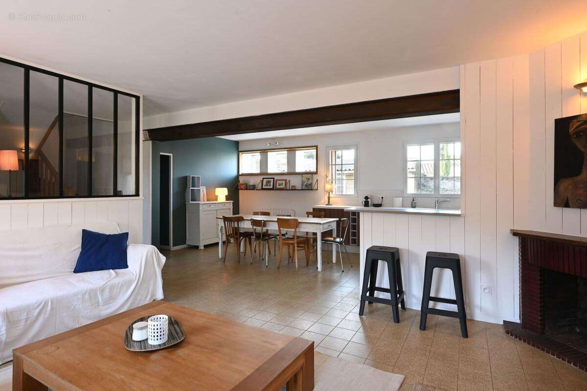 Maison à LA COUARDE-SUR-MER