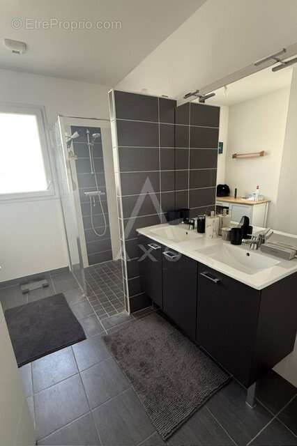 Saint-yrieix - pavillon plain pied 3 chambres avec jardin - photo 14