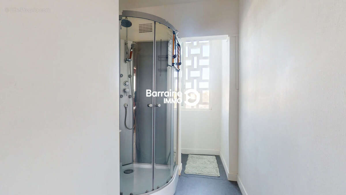 EXLUSIVITE BARRAINE IMMO /Appartement 3 pièces  60 m2 à vendre à Lorient - Rare sur le marché - photo 13