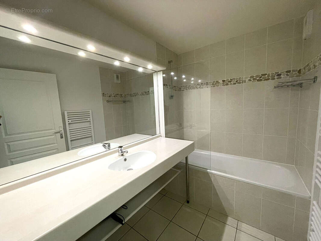 Appartement à PLEUVEN