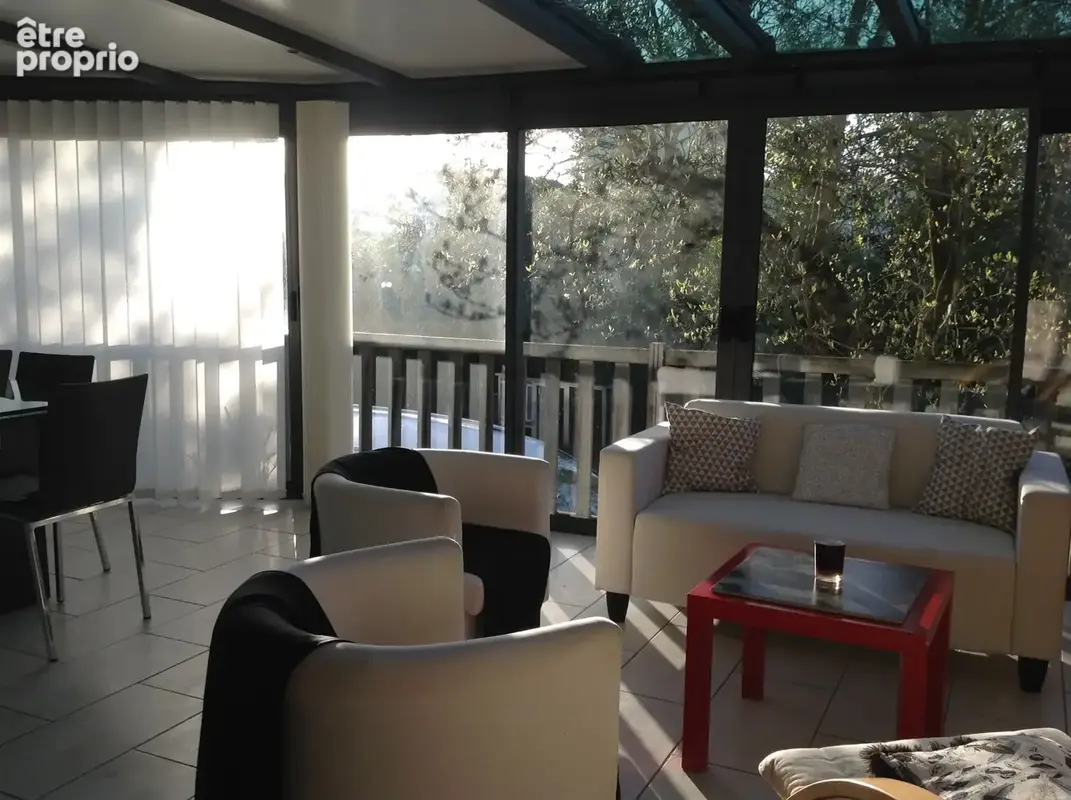 maison à vendre 10 pièces  (85) - photo 23