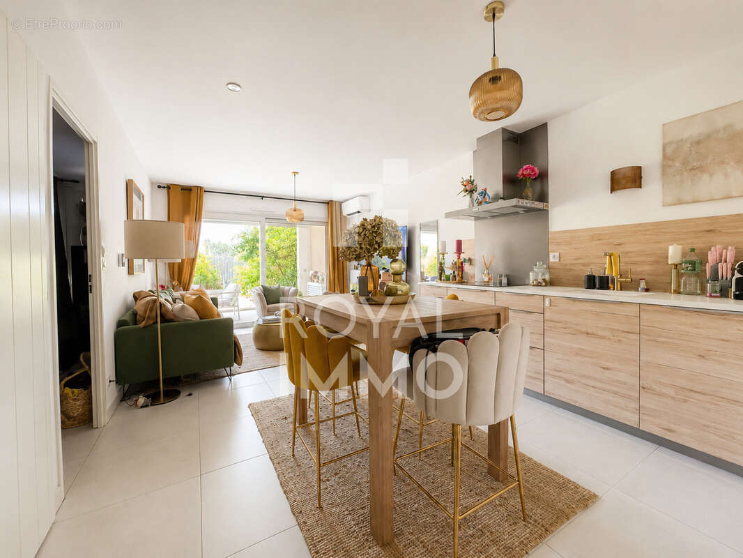 Appartement à SANARY-SUR-MER