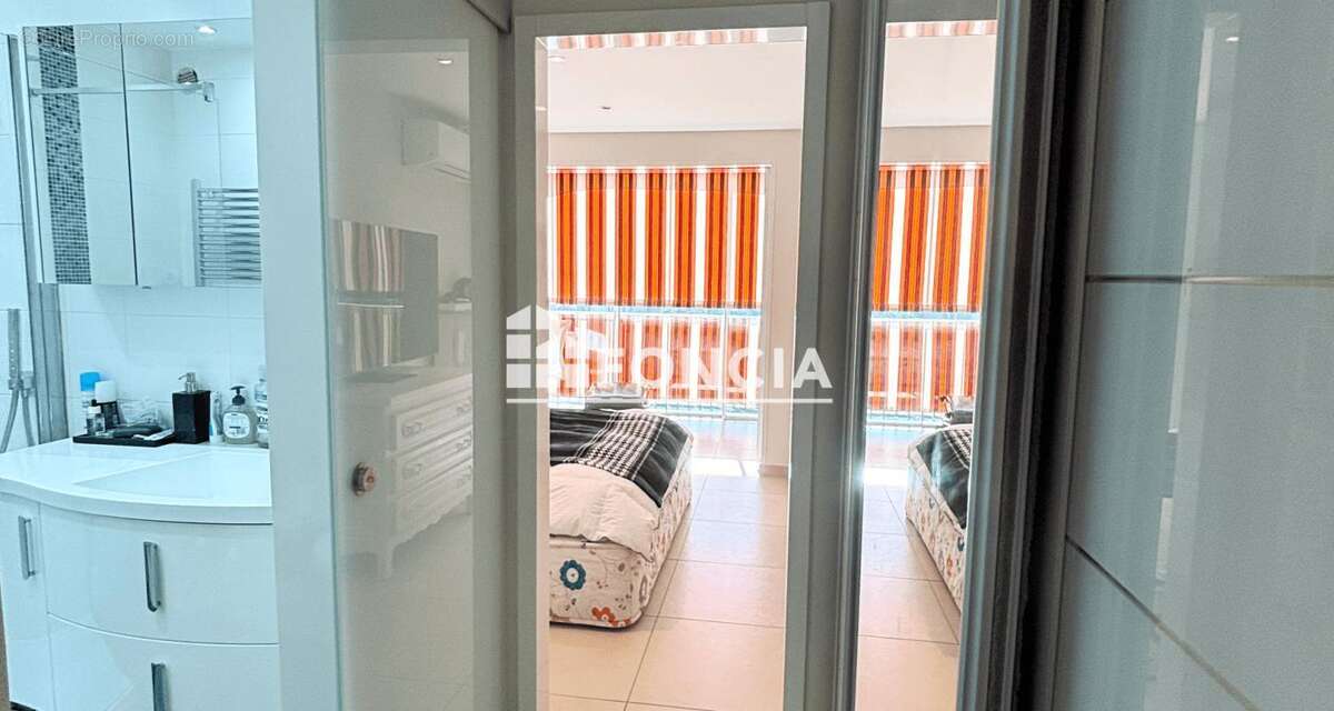 Appartement à MANDELIEU-LA-NAPOULE