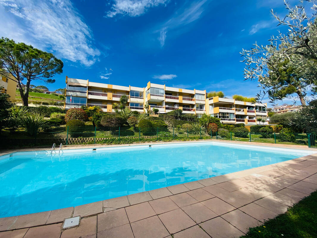 Appartement à VILLENEUVE-LOUBET