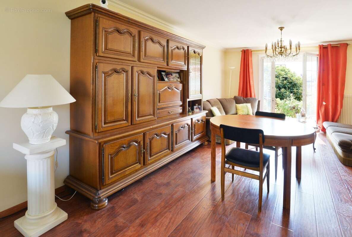 Maison 91 m² à Crosne  - photo 5