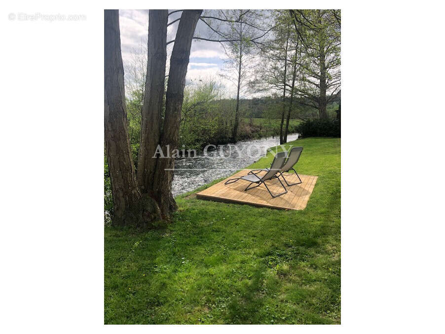 Maison à PONT-L&#039;EVEQUE