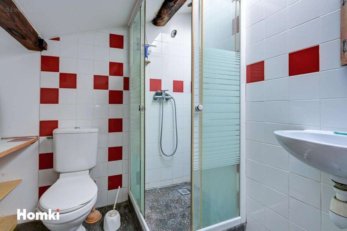 Appartement à MARSEILLE-6E