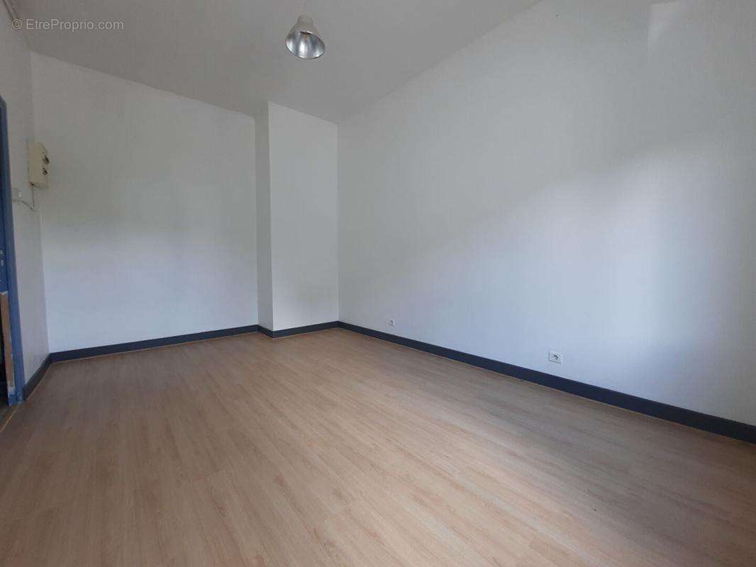 Maison Tulle 4 pièce(s) 135 m2 + appartement  T2 42 m² - photo 17