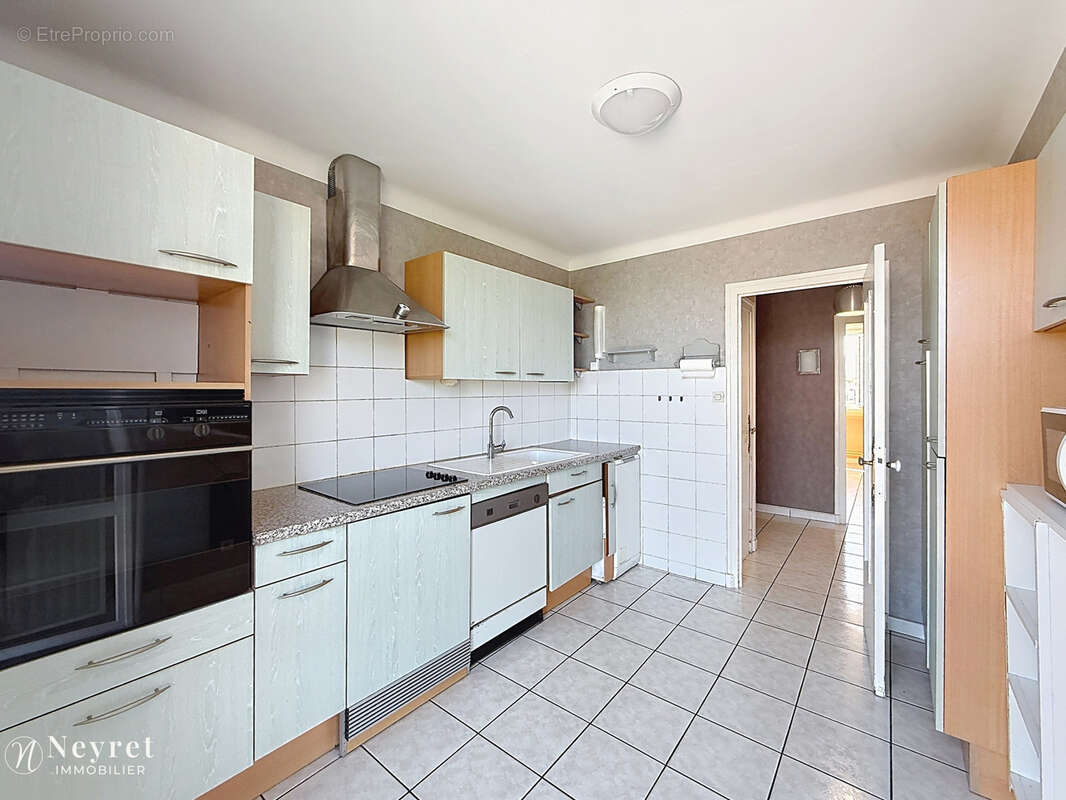 T4 carnot prefecture - photo 6