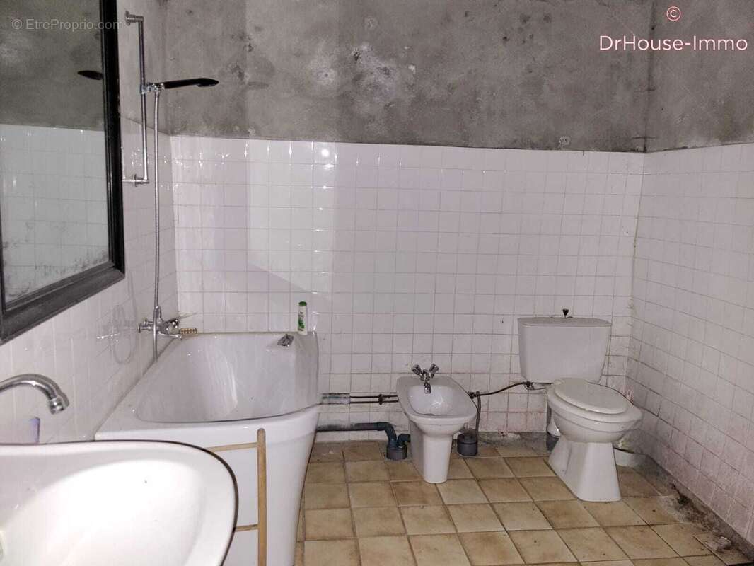 Maison à CROISANCES