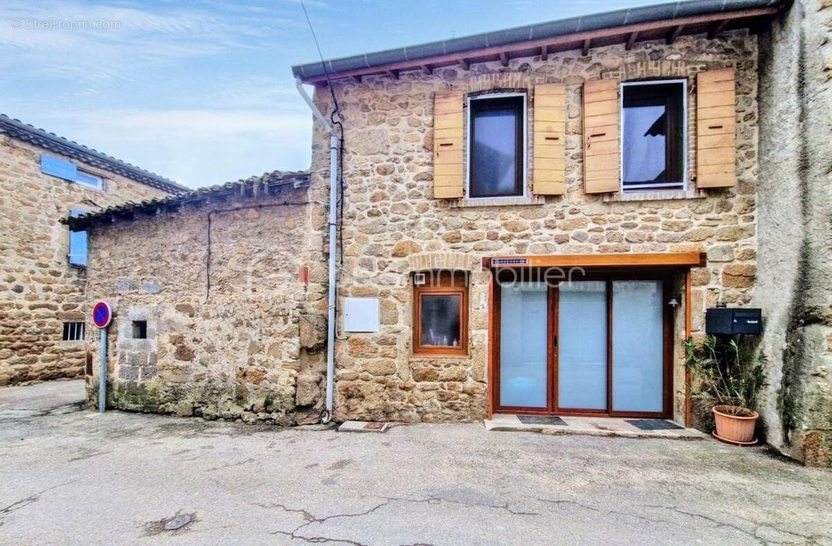 Maison à QUINTENAS