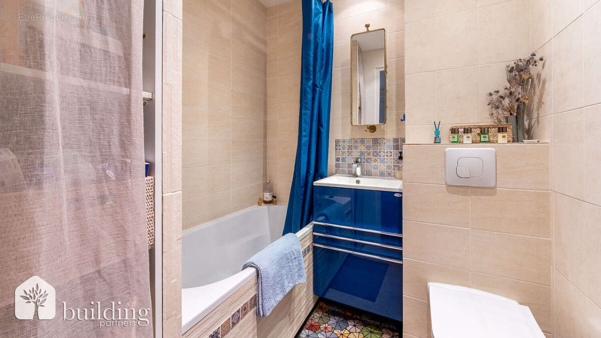 Appartement à LEVALLOIS-PERRET