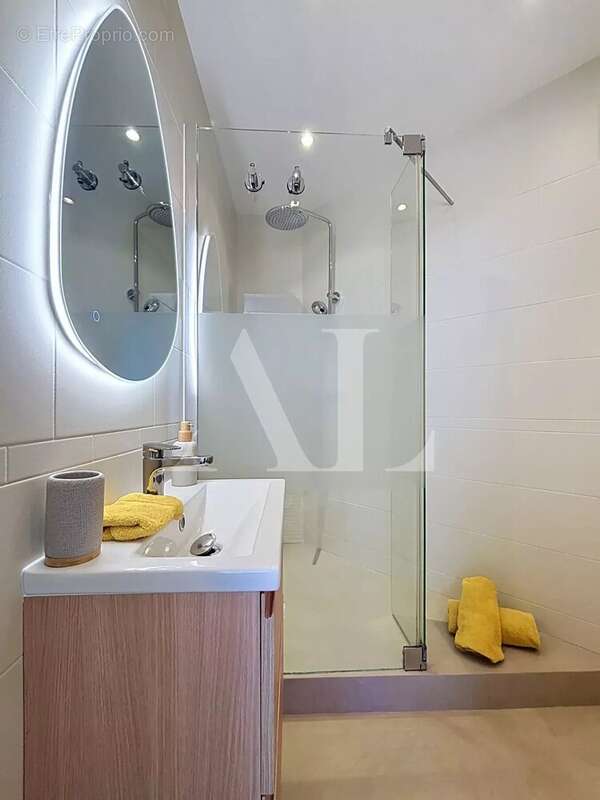 Super-cannes – villa contemporaine avec vue mer panoramique - photo 23