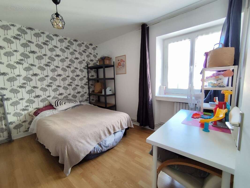 Appartement à SAINT-MAURICE-DE-LIGNON