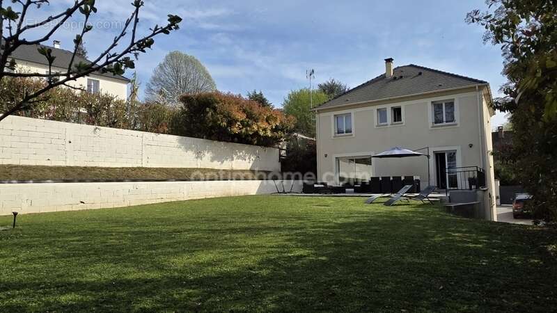 Maison à SUCY-EN-BRIE