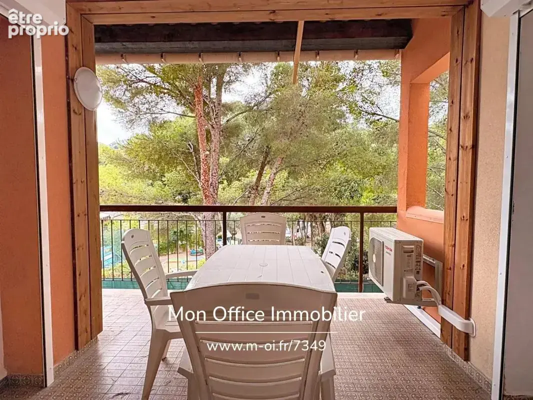 Référence : 7349-les. - appartement t3 clé en main en centre ville de cavalaire sur mer - photo 2