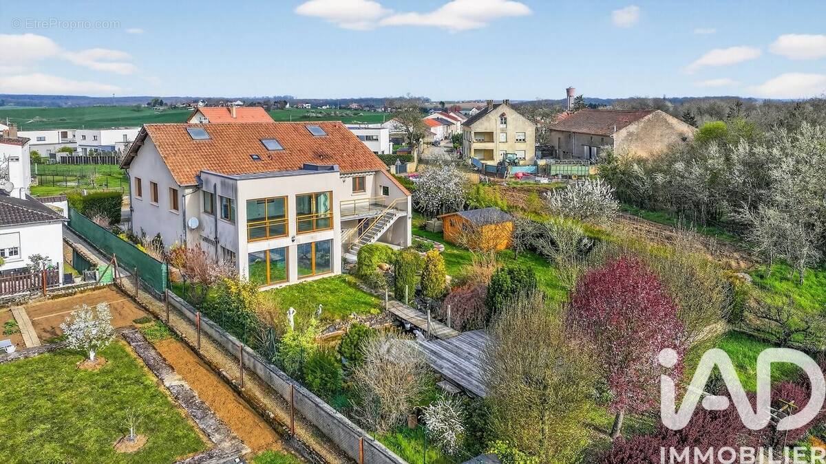 Photo 1 - Maison à ROUSSY-LE-VILLAGE