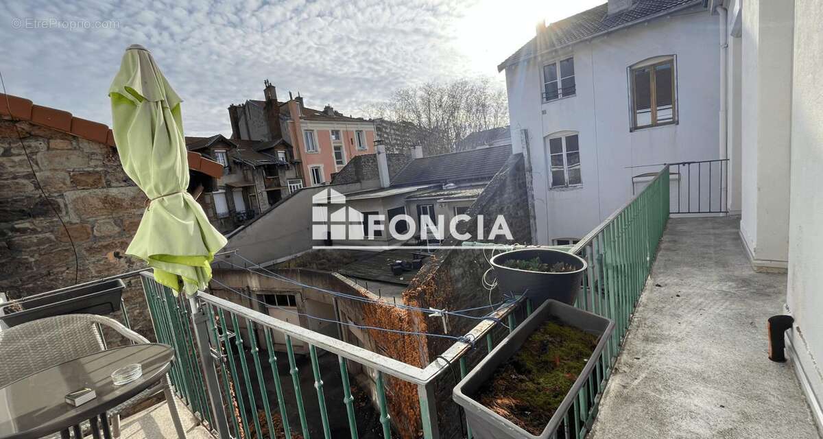 Appartement à SAINT-ETIENNE