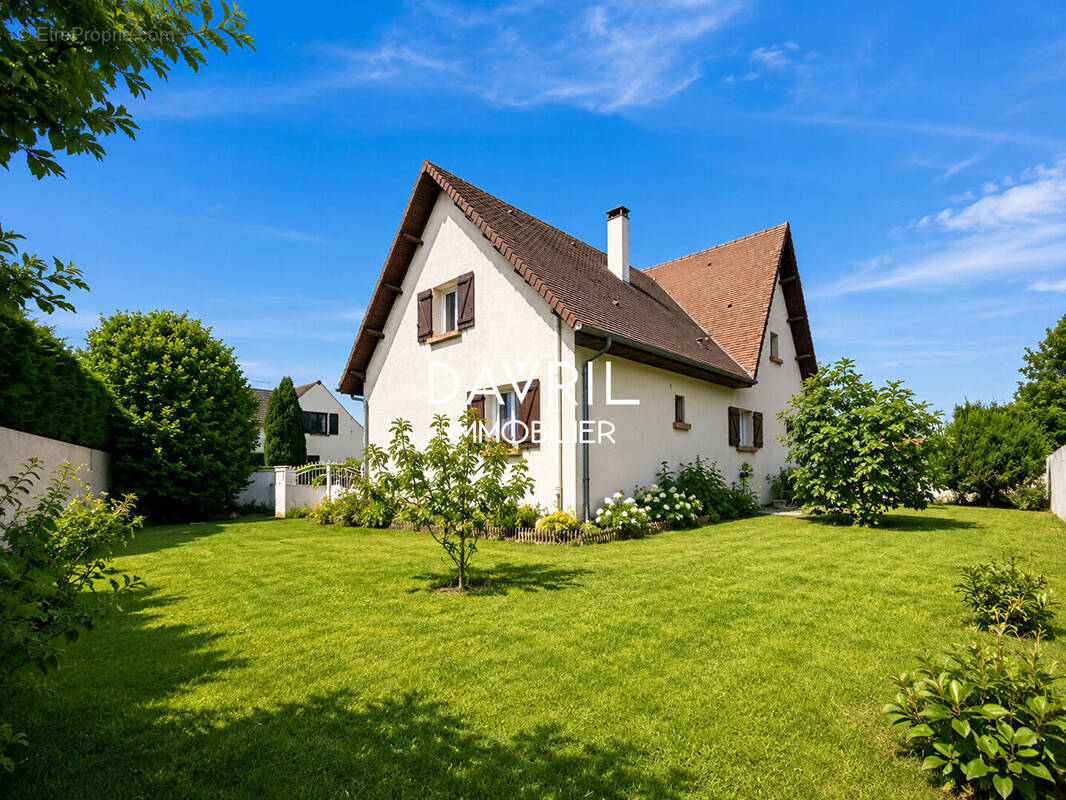 Maison à CONFLANS-SAINTE-HONORINE