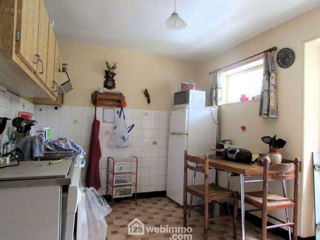 Maison 160 m² à Razines  - photo 16