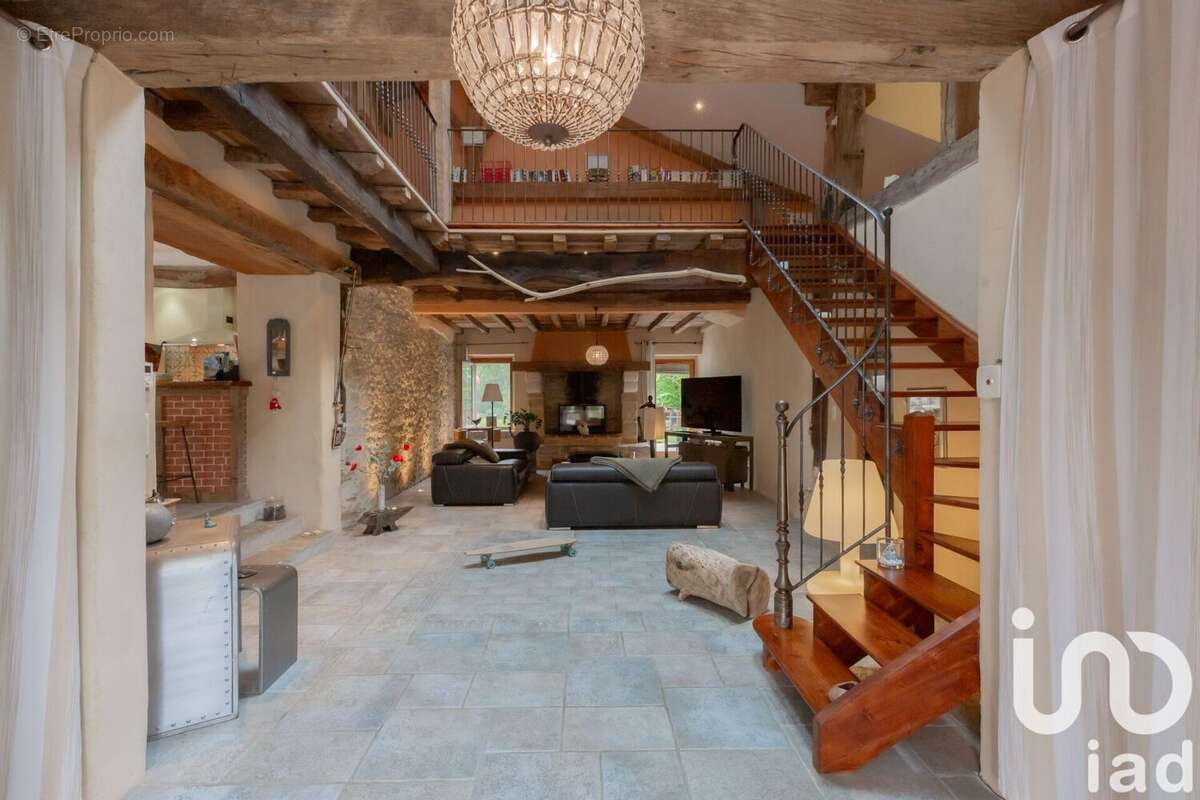 Maison 250 m² à Biaudos  - photo 5