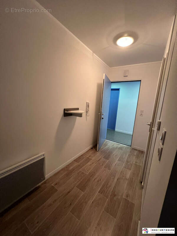 Appartement 18 m² à Loos  - photo 5