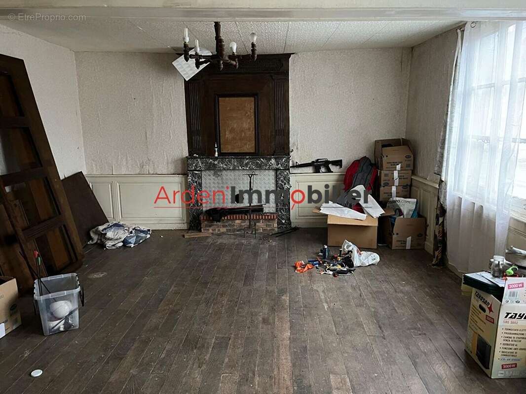 Maison à CHAUMONT-PORCIEN