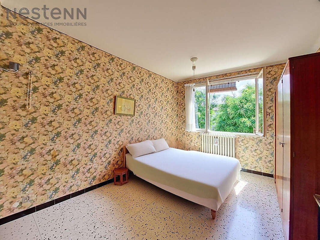 Maison à VILLEVIEILLE