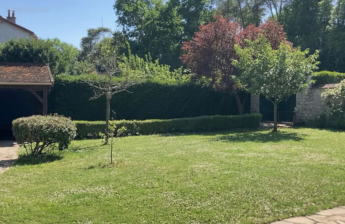 Maison à BOURRON-MARLOTTE