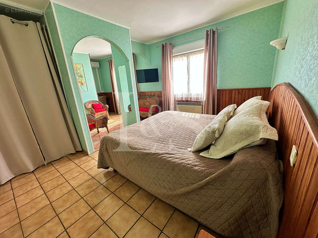 Appartement à SUZE-LA-ROUSSE