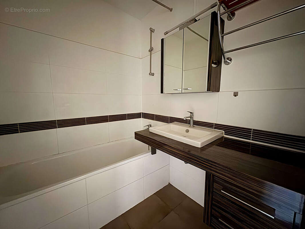 Appartement à VERRIERES-LE-BUISSON