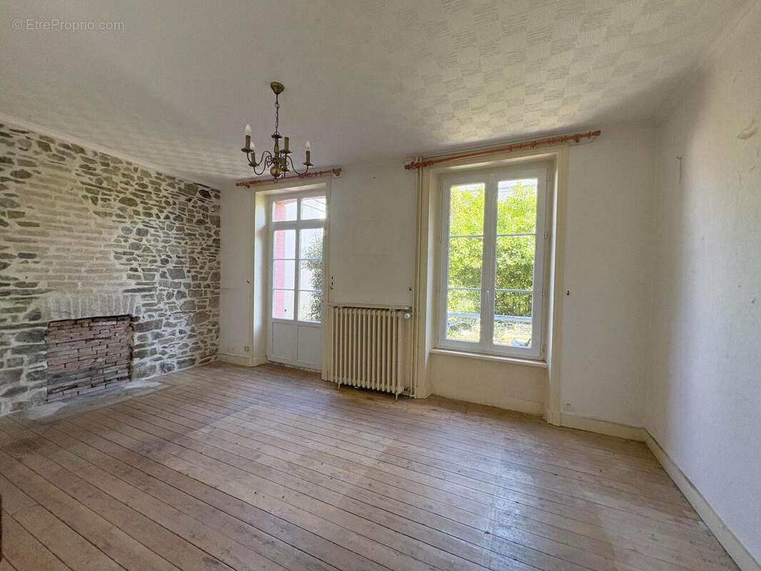 Maison à SAINT-PAIR-SUR-MER