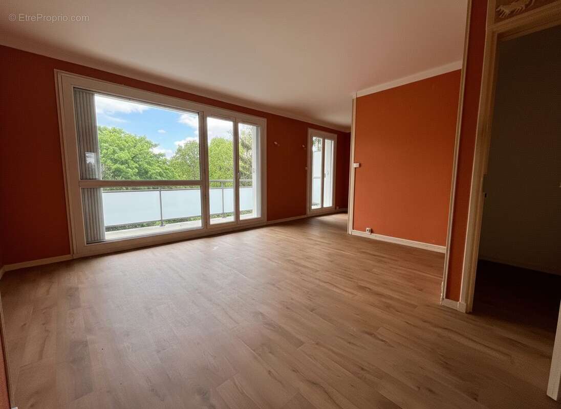 Appartement à GRIGNY