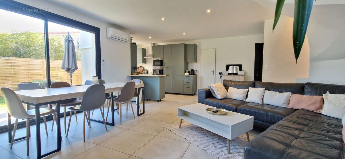 Maison à VILLENEUVE-TOLOSANE